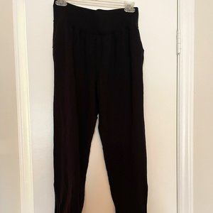 lululemon cropped joggers size 6